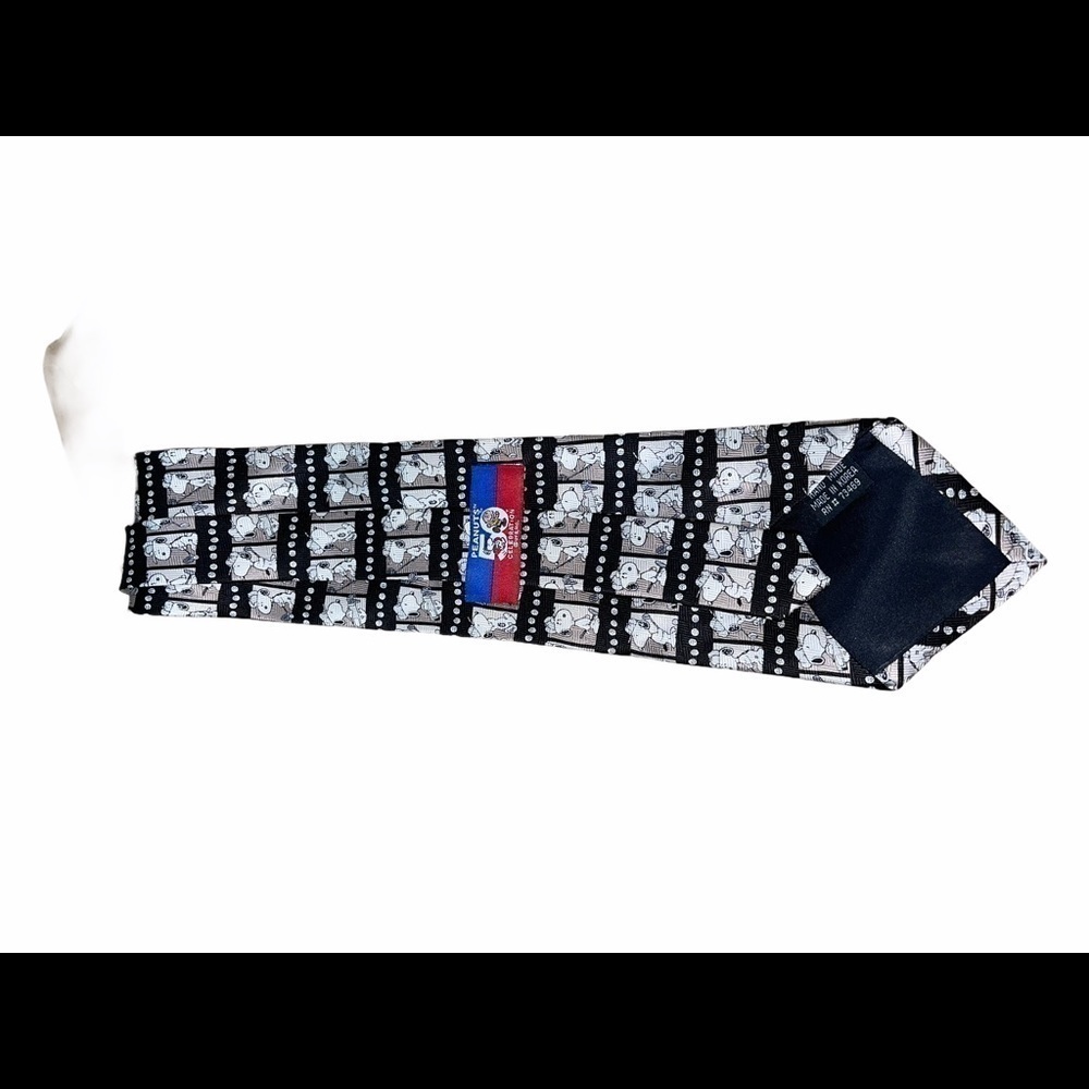 🌻 Peanuts 50 Celebration Handmade Silk Tie - Picture 8 of 10